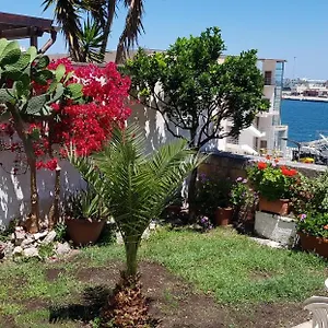 La Casa Sul Porto Apartment