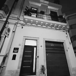 Al Centro Exclusive Apartment