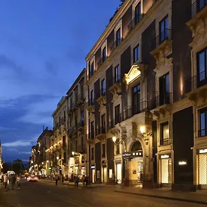 Etnea Luxury Appartamento Aeroporto di Catania Fontana Rossa